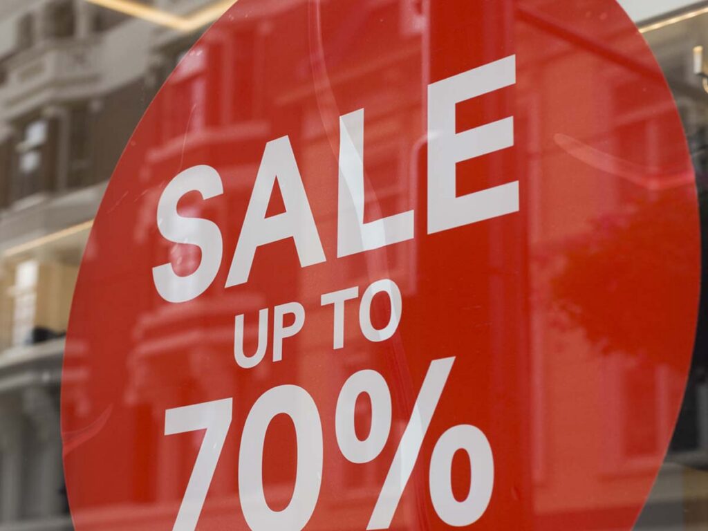 point of purchase display window cling decal red sale 4x3 3